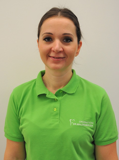 Anna Zahnärztliche Assistentin