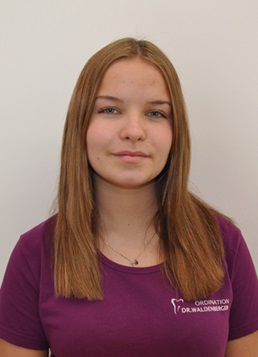 Zahnärztliche Assistentin in Ausbildung Rosalie